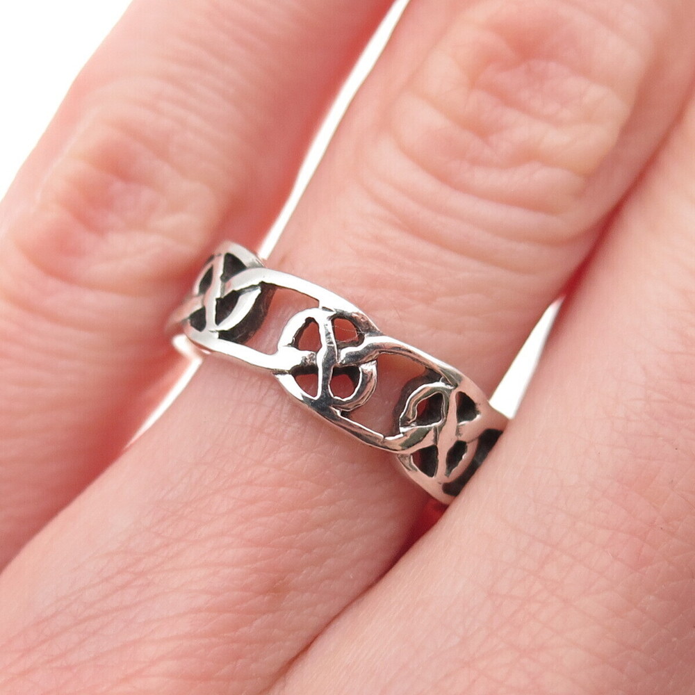 925 Sterling Silver Vintage Celtic Knot Oxidized Band Ring Size 5.5